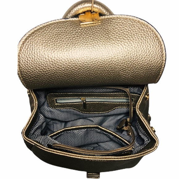 ⭐️ Mini Backpack - Picture 7 of 14